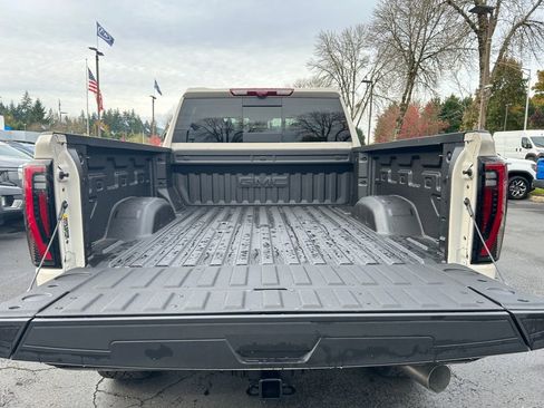 New 2026 GMC Sierra 2500 AT4X w/ LPO, Black Badging Package image 24