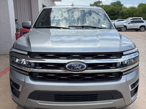 Used 2024 Ford Expedition Max Limited RWD image 5