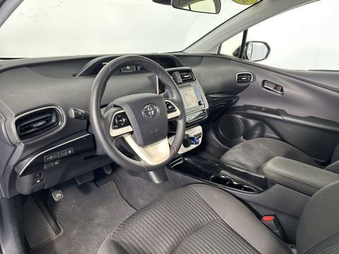Used 2017 Toyota Prius Prime Plus w/ Carpet Mat Package FWD image 12