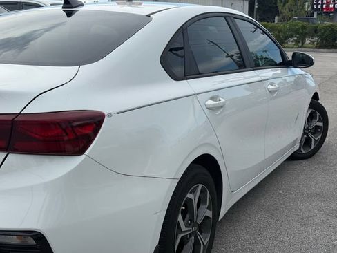 Used 2020 Kia Forte LXS FWD image 8