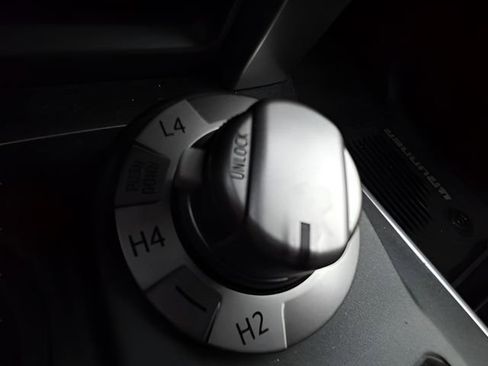 Used 2020 Toyota 4Runner SR5 image 29