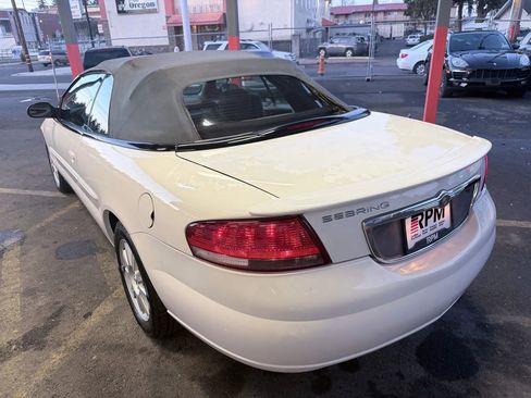 Used 2005 Chrysler Sebring GTC w/ Security Group image 5