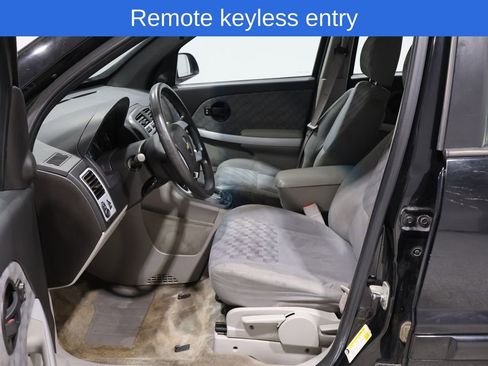 Used 2008 Chevrolet Equinox LS image 2