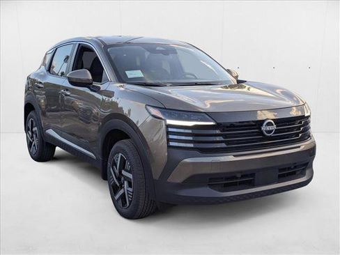 New 2025 Nissan Kicks SV image 6