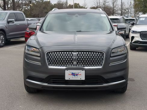 Used 2023 Lincoln Nautilus FWD w/ Premium Package image 8