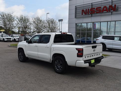 New 2026 Nissan Frontier SV w/ SV Convenience Package image 5