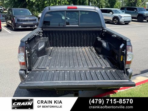 Used 2014 Toyota Tacoma 4x4 Double Cab w/ TRD Sport Package image 29