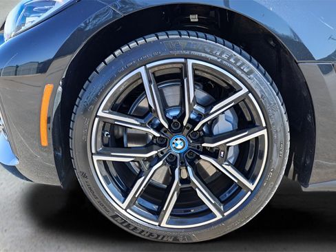 Used 2023 BMW i4 eDrive40 w/ M Sport Package image 33