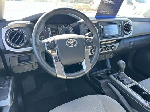 Used 2016 Toyota Tacoma SR5 image 15