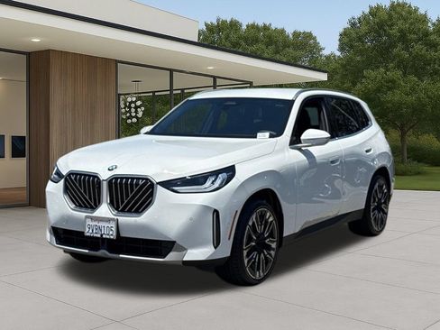 Used 2026 BMW X3 xDrive30i w/ Premium Package AWD/4WD image 2