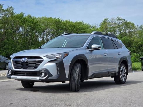 Used 2025 Subaru Outback Touring XT w/ Popular Package #2 AWD/4WD image 27