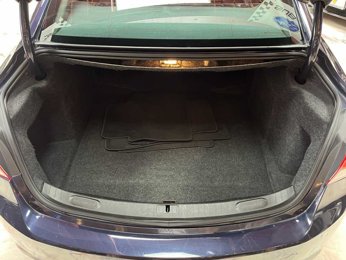 Used 2017 Chevrolet Impala Premier FWD image 30