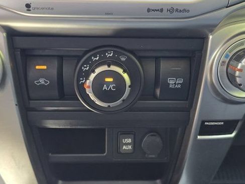 Used 2019 Toyota 4Runner SR5 AWD/4WD image 19