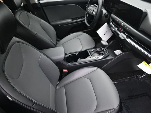 New 2026 Kia K4 EX FWD image 22