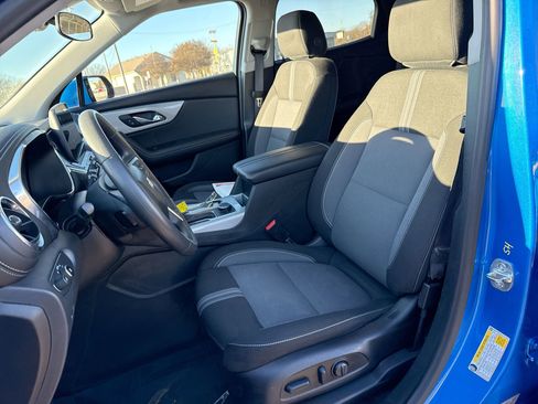 Used 2025 Chevrolet Blazer LT image 13