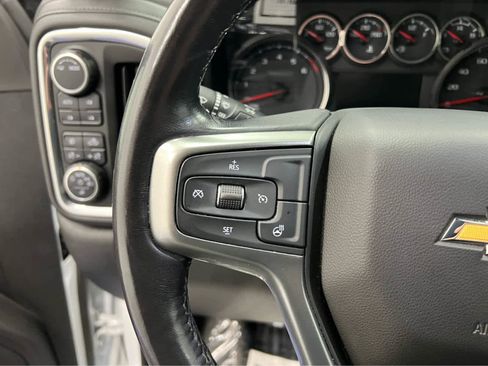 Used 2021 Chevrolet Silverado 2500 LTZ w/ LTZ Convenience Package image 18
