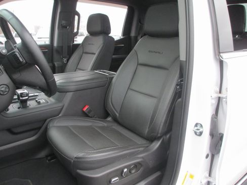 Certified 2023 GMC Sierra 1500 Denali image 19