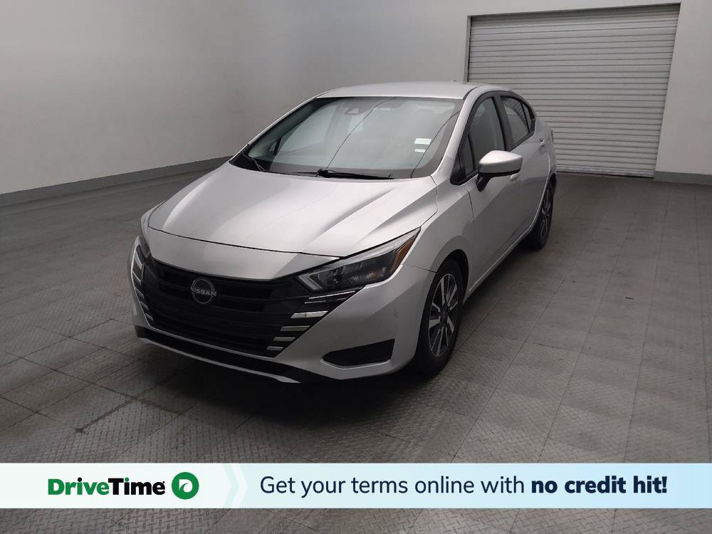Used 2025 Nissan Versa SV FWD image 1