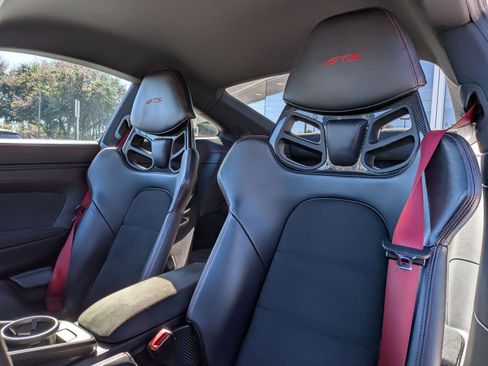 Certified 2023 Porsche 911 Carrera GTS image 5