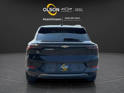 Used 2024 Chevrolet Equinox EV LT FWD image 8