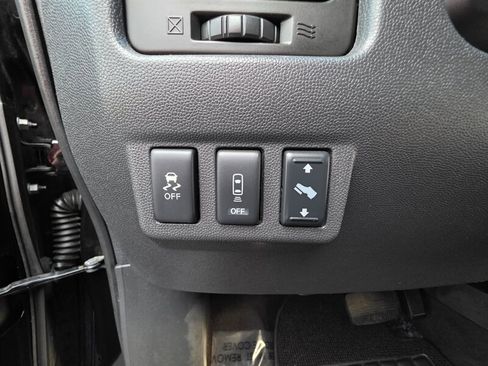 Used 2014 Nissan Titan PRO-4X image 35