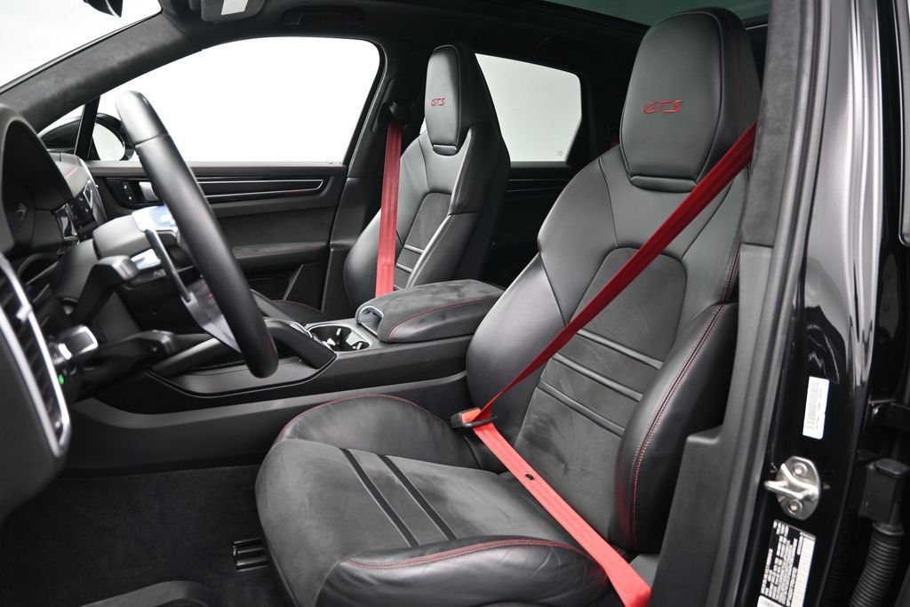 Certified 2023 Porsche Cayenne GTS w/ Assistance Package AWD/4WD image 42