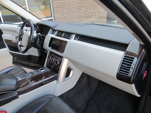 Used 2017 Land Rover Range Rover Supercharged AWD/4WD image 42