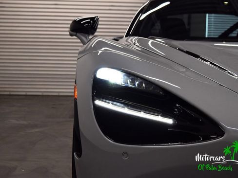 Used 2025 McLaren 750S image 44