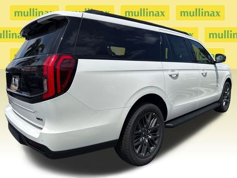 New 2026 Ford Expedition Max Platinum w/ Stealth Appearance Package AWD/4WD image 17