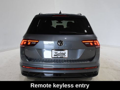 Used 2022 Volkswagen Tiguan SE R-Line AWD/4WD image 7