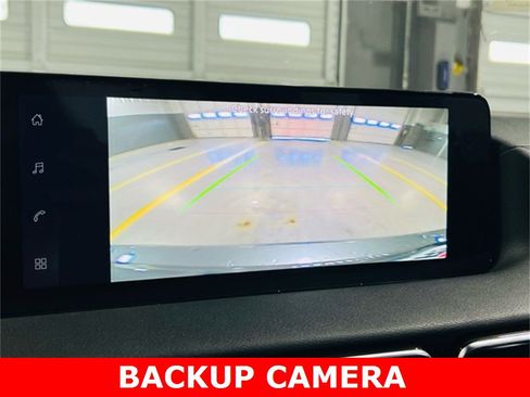 New 2026 Nissan Sentra SV image 7