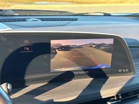 Used 2024 Cadillac XT4 Premium Luxury image 22