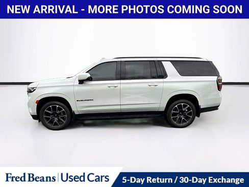 Used 2023 Chevrolet Suburban RST w/ Sport Performance Package AWD/4WD image 4