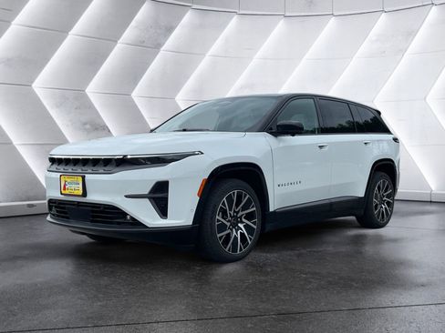 New 2025 Jeep Wagoneer S Limited image 2