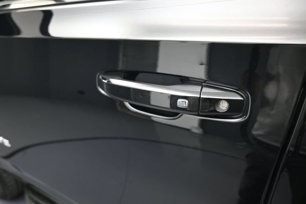Used 2023 Chevrolet Tahoe LT RWD image 36