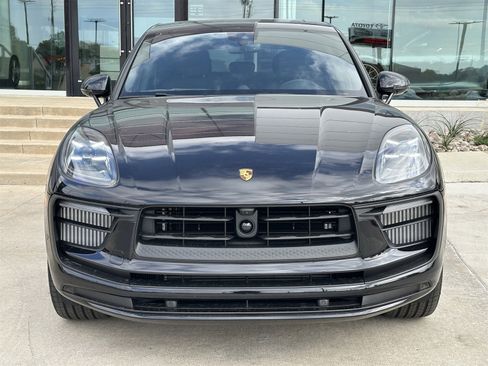 New 2026 Porsche Macan S image 10