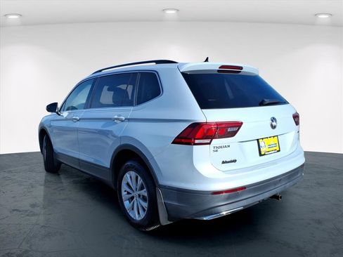 Used 2019 Volkswagen Tiguan SE w/ Panoramic Sunroof Package image 4