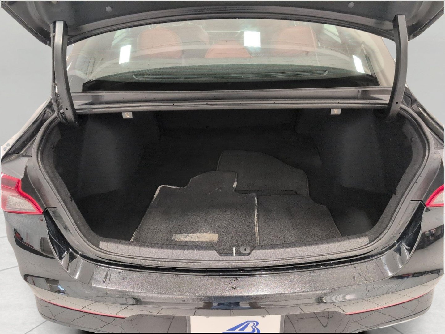 Used 2024 Kia K5 GT-Line AWD/4WD image 16