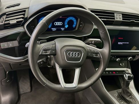 Used 2025 Audi Q3 2.0T Premium AWD/4WD image 18