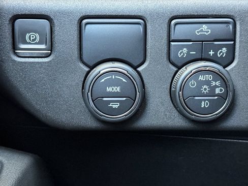 Used 2024 Chevrolet Silverado 1500 RST w/ LPO, Dark Essentials Package RWD image 29