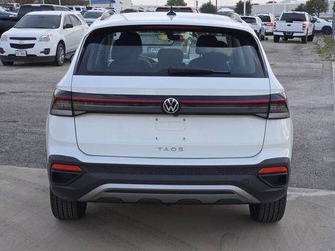 New 2026 Volkswagen Taos S image 5