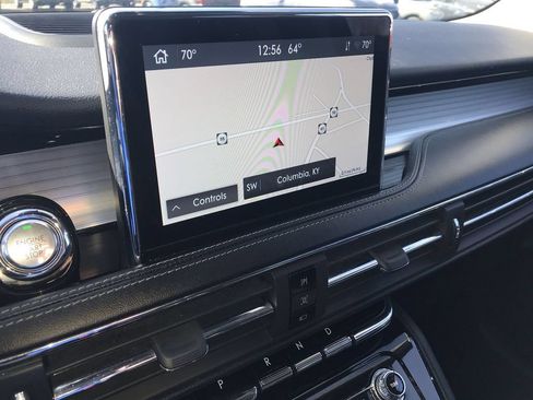 Used 2022 Lincoln Corsair AWD w/ Premium Package image 16