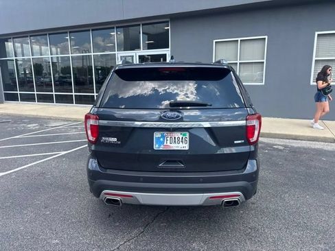 Used 2017 Ford Explorer Platinum AWD/4WD image 6