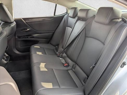Used 2024 Lexus ES 350 w/ Accessory Package (Z1) FWD image 18