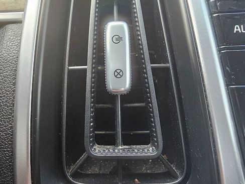 Used 2021 Kia Sorento EX image 33