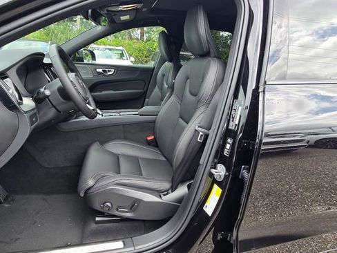 New 2026 Volvo XC60 B5 Ultra w/ Protection Package Premier AWD/4WD image 12