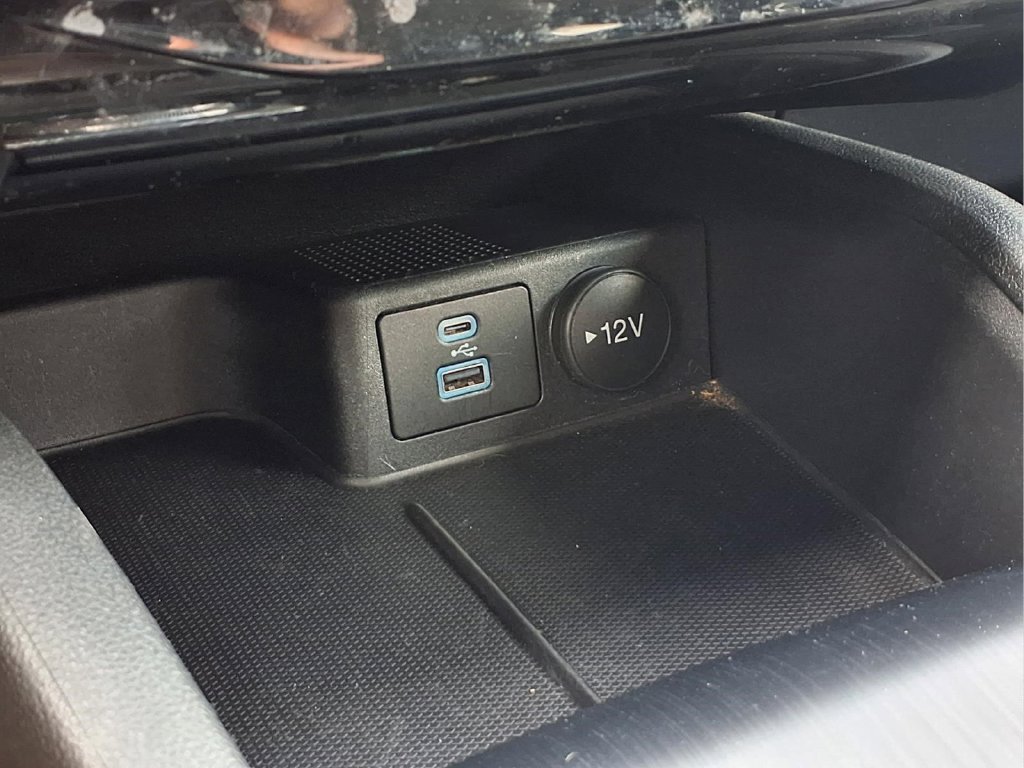 Used 2023 Ford Escape Active w/ Tech Pack #1 FWD image 11