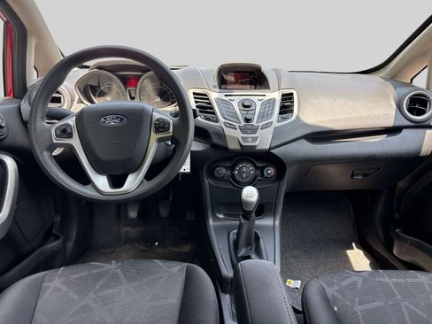 Used 2013 Ford Fiesta SE FWD image 10