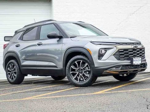 New 2026 Chevrolet TrailBlazer ACTIV w/ Convenience Package AWD/4WD image 2
