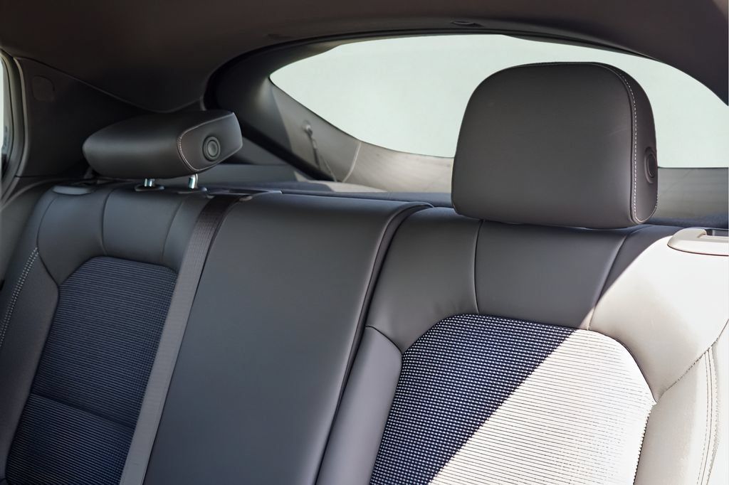 New 2026 Buick Envista Sport Touring w/ Convenience I Package FWD image 21
